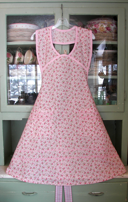 1940 Pink Tea Rose all over