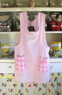 Grandma pink gingham old fashioned 