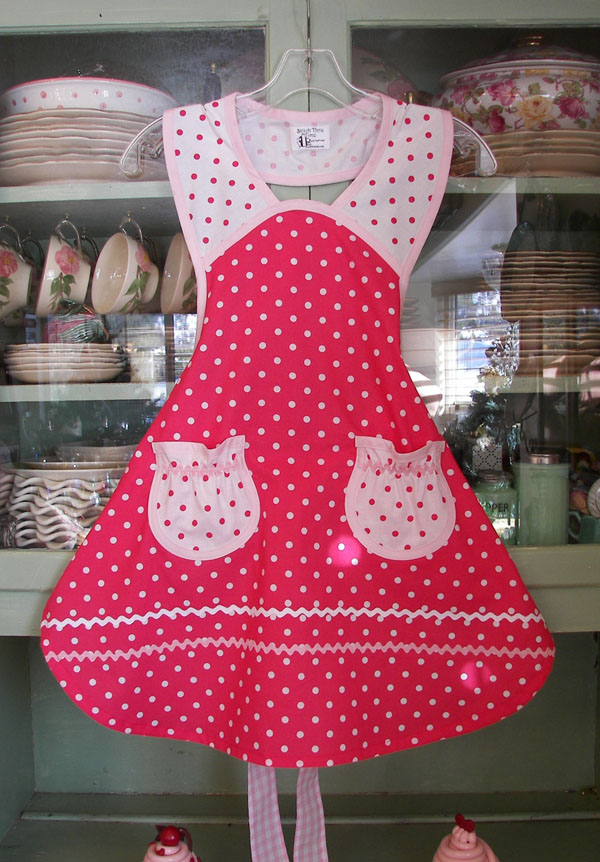 Rose Apron Pink Polka Dot