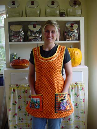 Hokus Pokus Halloween Apron