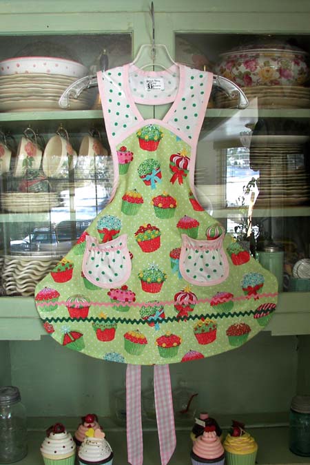 1940 Cupcake Child Apron