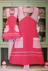 1940 pink polka dot pink gingham aprons