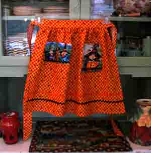 Halloween half aprons