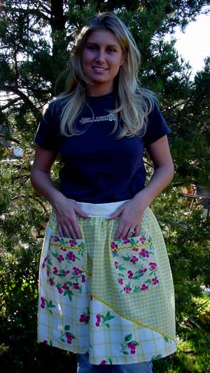 Cherry Yellow Half apron
