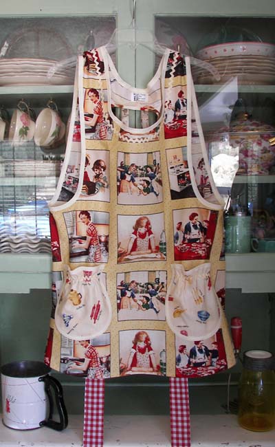 Grandma apron in Moms Kitchen, click for larger view