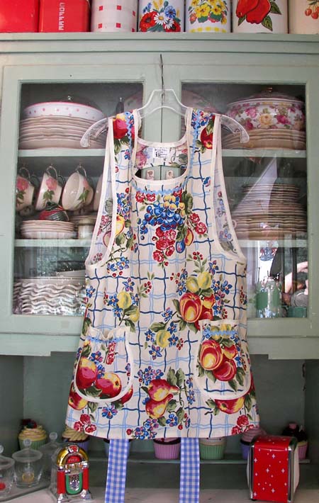Grandma Old Home Fruit with round pockets