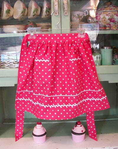 Retro Child half apron