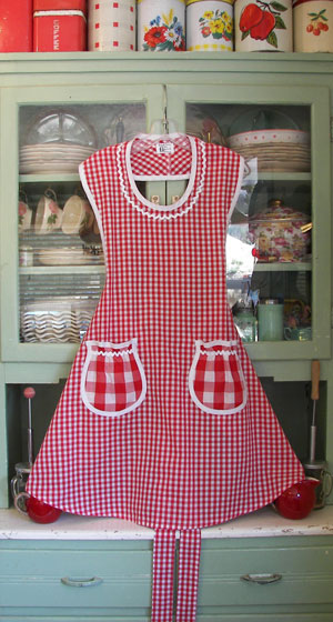 Rose apron red gingham cobbler