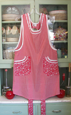 Violet Apron Red gingham / Red snowflake